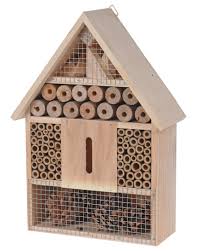 Insektshotell i Trä – Hängande 30x22 cm