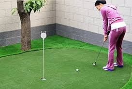 CRESTGOLF Bakgård Putting Green med Hålstång och Kopp
