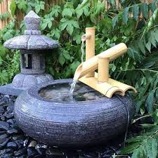 Zen Utomhusfontän med Bambuvatten och Roterande Pump